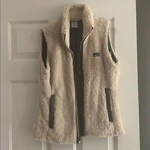 Women’s Patagonia reversible vest